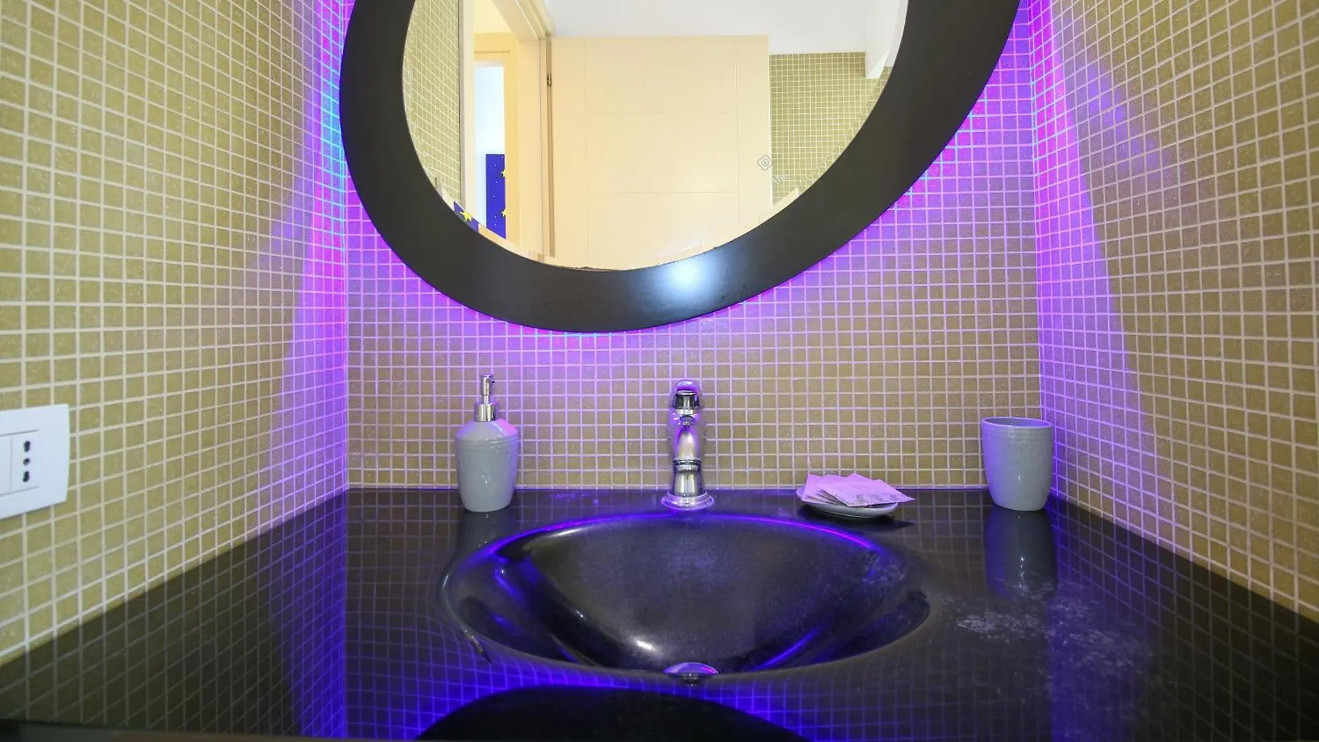 Sardinianworld-Sopra I Tetti Della Citta Appartement Oristano